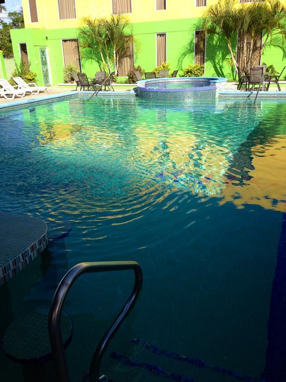 Airport Suites Hotel Piarco Exterior foto