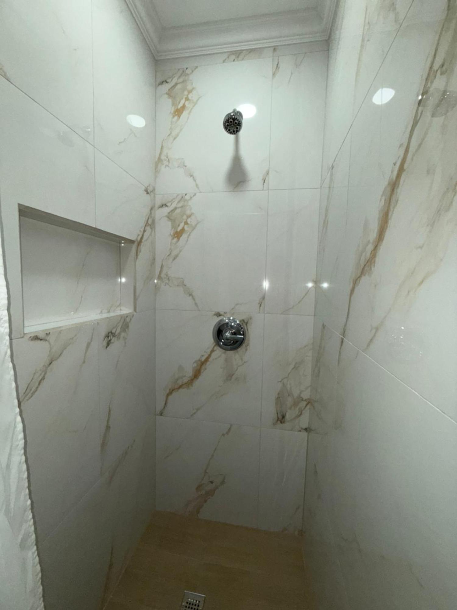 Airport Suites Hotel Piarco Exterior foto